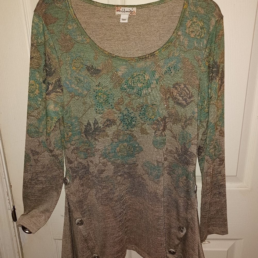 Women's medium brown & green tunic